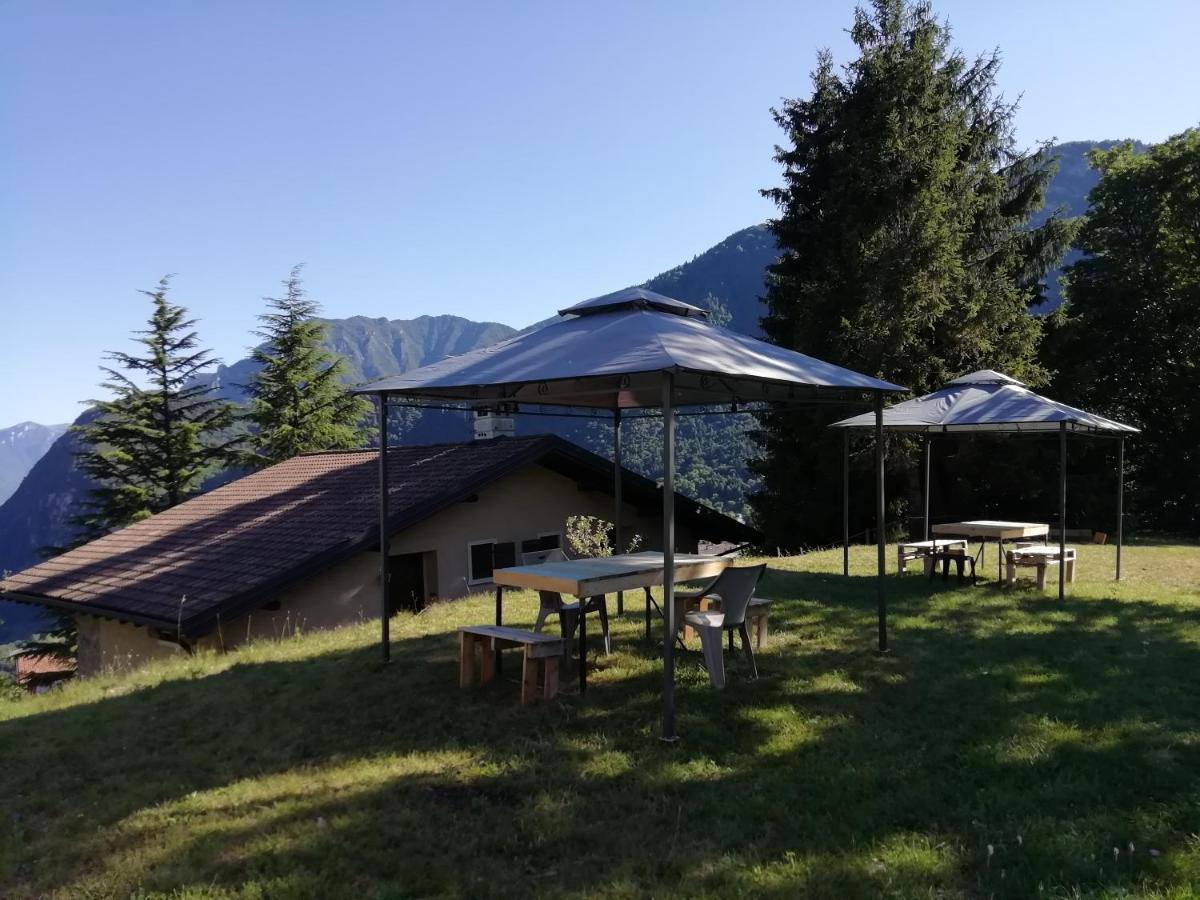 La Rustica Sul Lago Di Tenno Mansarda Exterior foto